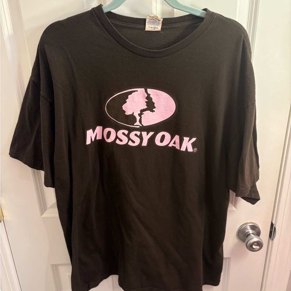 Mossy Oak Black and Pink T-Shirt 2x